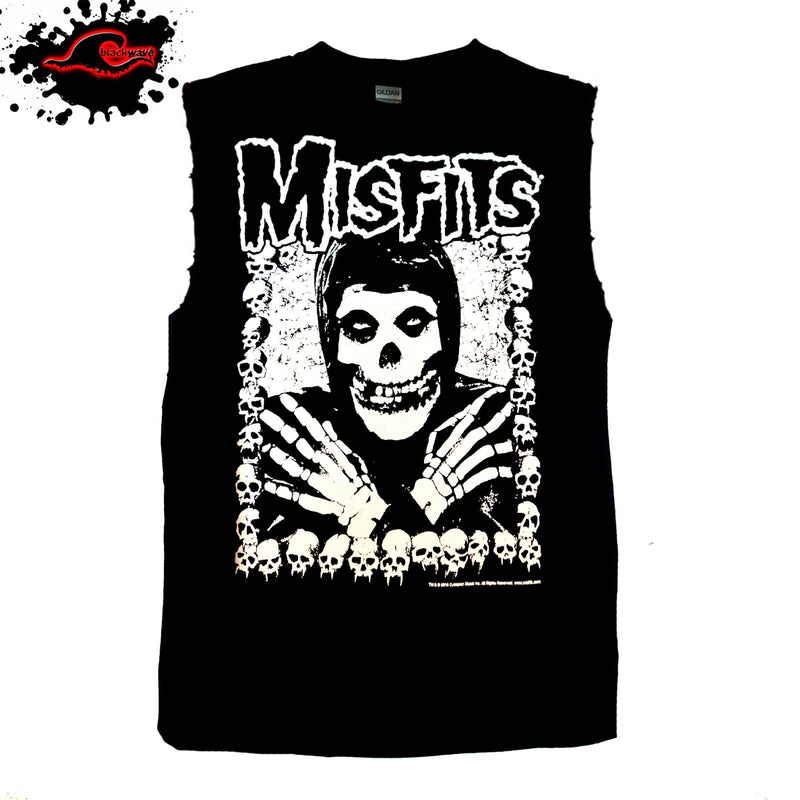 Misfits - I Want Your Skulls - (Restocked) Frayed-Cut Modified Singlet - Blackwave Clothing